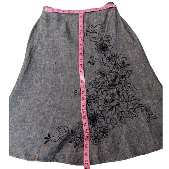 JM COLLECTION 100% Linen Midi Skirt Size 8 Petite A-Line Embroidery Beaded Gray‎ - Picture 7 of 7